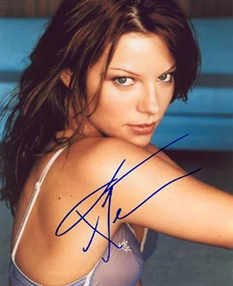 Lauren German autograph