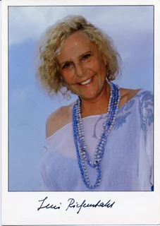 Leni Riefenstahl autograph