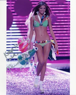 Miranda Kerr autograph