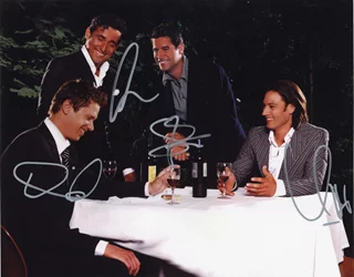 Il Divo autograph