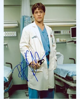 T.R. Knight autograph