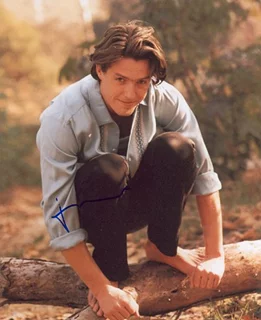 Hugh Grant autograph