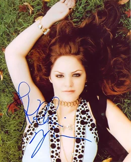 Katharine McPhee autograph