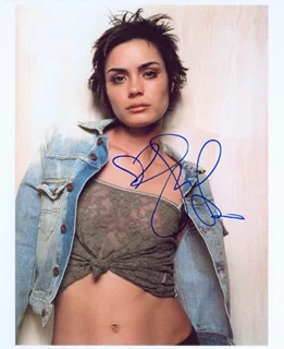 Shannyn Sossamon autograph