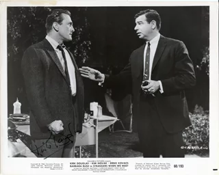 Kirk Douglas autograph