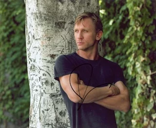 Daniel Craig autograph