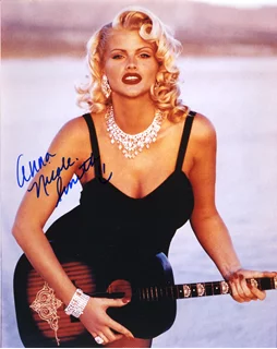 Anna Nicole Smith autograph