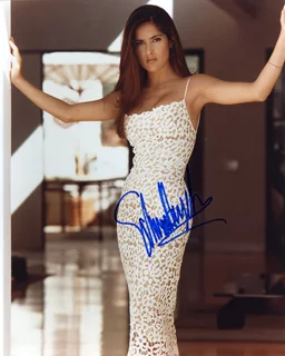 Salma Hayek autograph