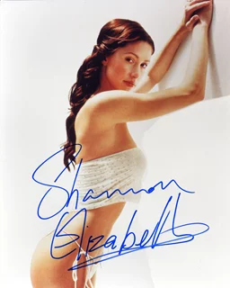 Shannon Elizabeth autograph