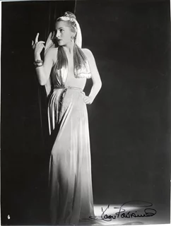 Joan Fontaine autograph