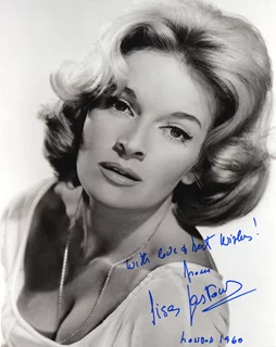 Lisa Gastoni autograph