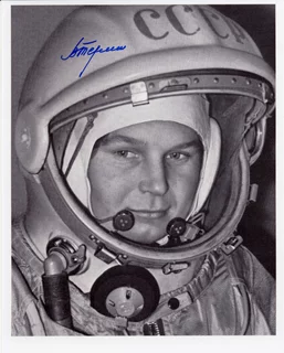 Valentina Tereshkova autograph