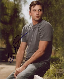 Skeet Ulrich autograph