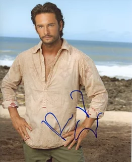 Rodrigo Santoro autograph