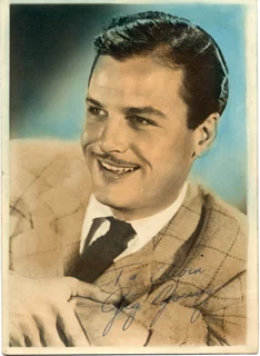 Gig Young autograph