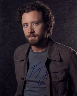 T.J. Thyne autograph