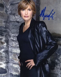 Mariska Hargitay autograph