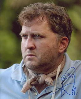 Daniel Roebuck autograph