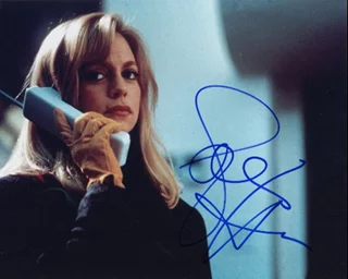 Goldie Hawn autograph