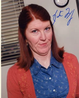 Kate Flannery autograph