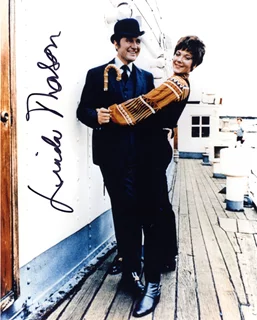 Linda Thorson autograph