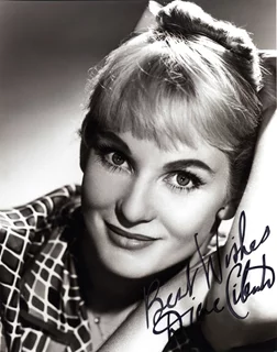 Diane Cilento autograph