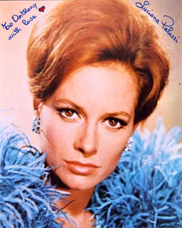 Luciana Paluzzi autograph