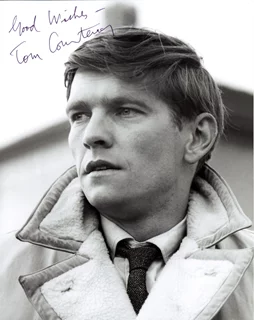 Tom Courtenay autograph