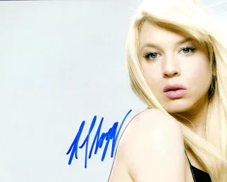 Rene Zellweger autograph