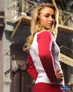 Hayden Panettiere autograph