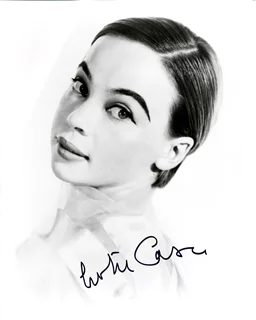 Leslie Caron autograph