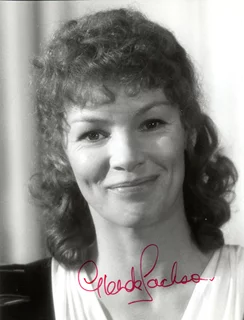 Glenda Jackson autograph