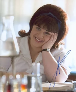 Nikki Blonsky autograph
