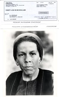 Linda Hunt autograph