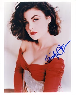 Sherilyn Fenn autograph