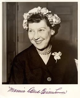 Mamie Eisenhower autograph