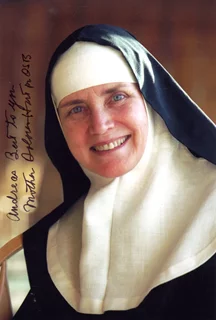 Dolores Hart autograph