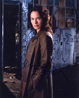 Lena Headey autograph