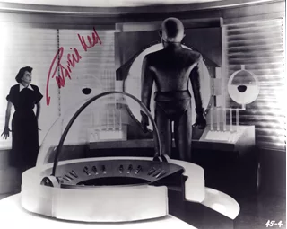 Patricia Neal autograph