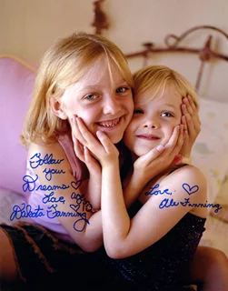 Dakota & Elle Fanning autograph
