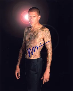 Wentworth Miller autograph