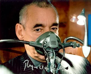 Roger Lloyd Pack autograph