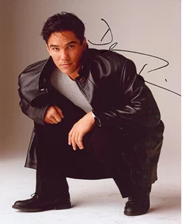 Dean Cain autograph