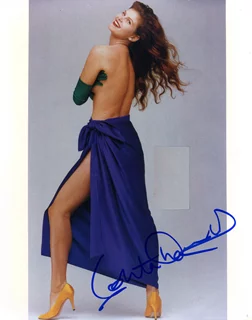 Lolita Davidovich autograph