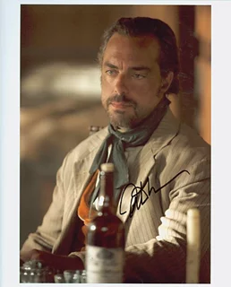 Titus Welliver autograph