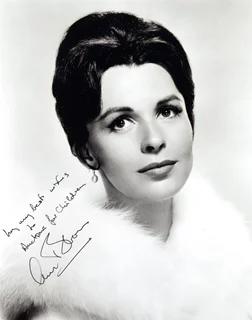 Claire Bloom autograph