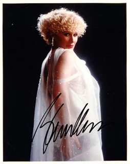 Glenn Close autograph