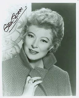 Greer Garson autograph