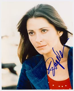 Elizabeth Ashley autograph