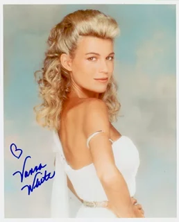 Vanna White autograph